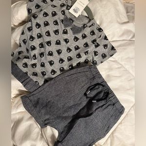 NWT 2pcs baby outfit / Urban Kids / Size 18-24mths
